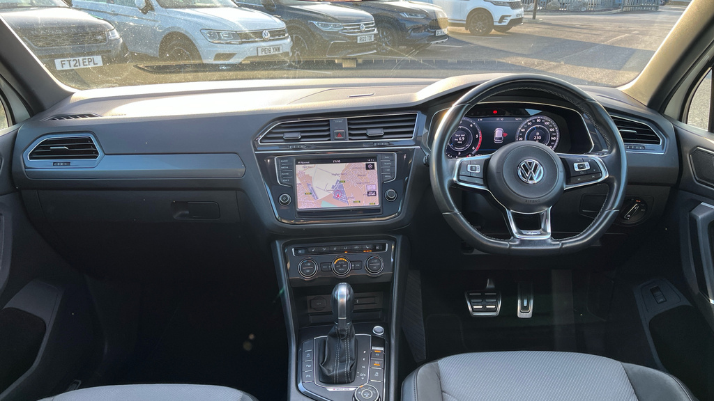 Volkswagen Tiguan 2.0 Tdi Bluemotion Tech R-line Dsg 4Motion Euro 6 White #4