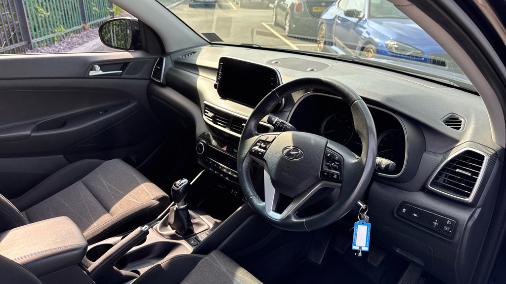 Hyundai Tucson 1.6 Gdi Se Nav Euro 6 Ss Black #6