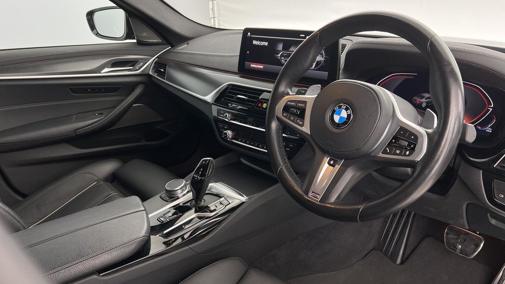 BMW 5 Series 2.0 520I Mht M Sport Steptronic Euro 6 Ss Black #6