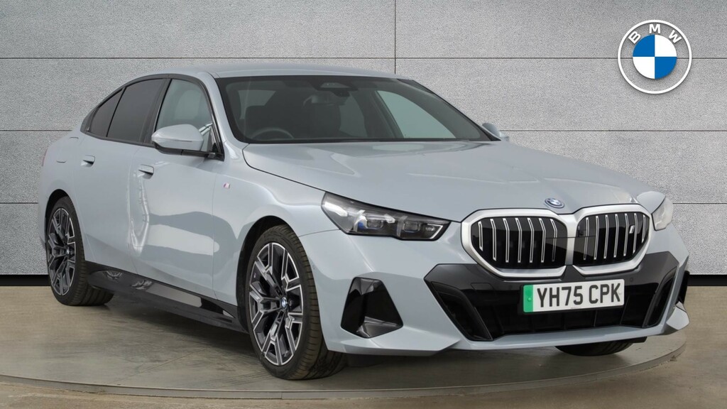 BMW i5 40 83.9Kwh M Sport Edrive 11Kw Charger Grey
