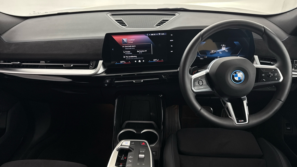 BMW iX2 30 66.5Kwh M Sport Xdrive 11Kw Charger Grey #4
