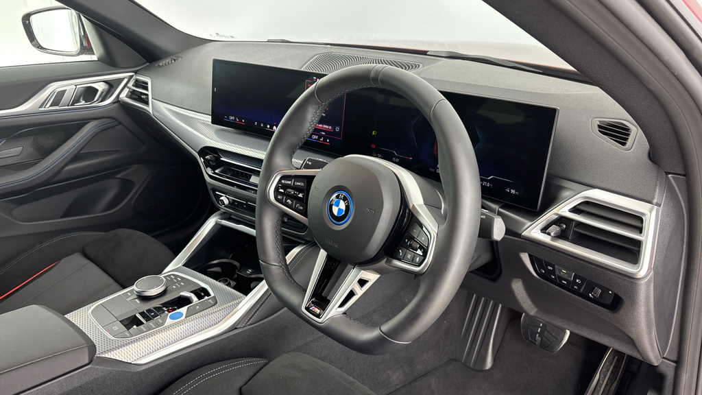 BMW i4 35 70.2Kwh M Sport Gran Coupe Edrive Red #6