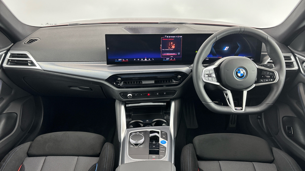BMW i4 35 70.2Kwh M Sport Gran Coupe Edrive Red #4