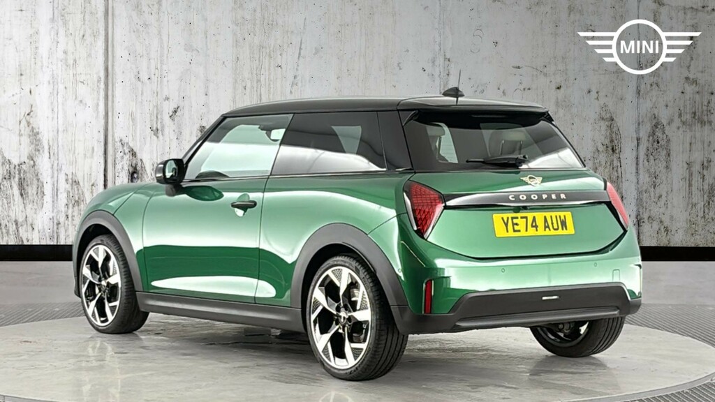 Mini Hatch 1.5C Exclusive Steptronic Euro 6 Ss Green #2