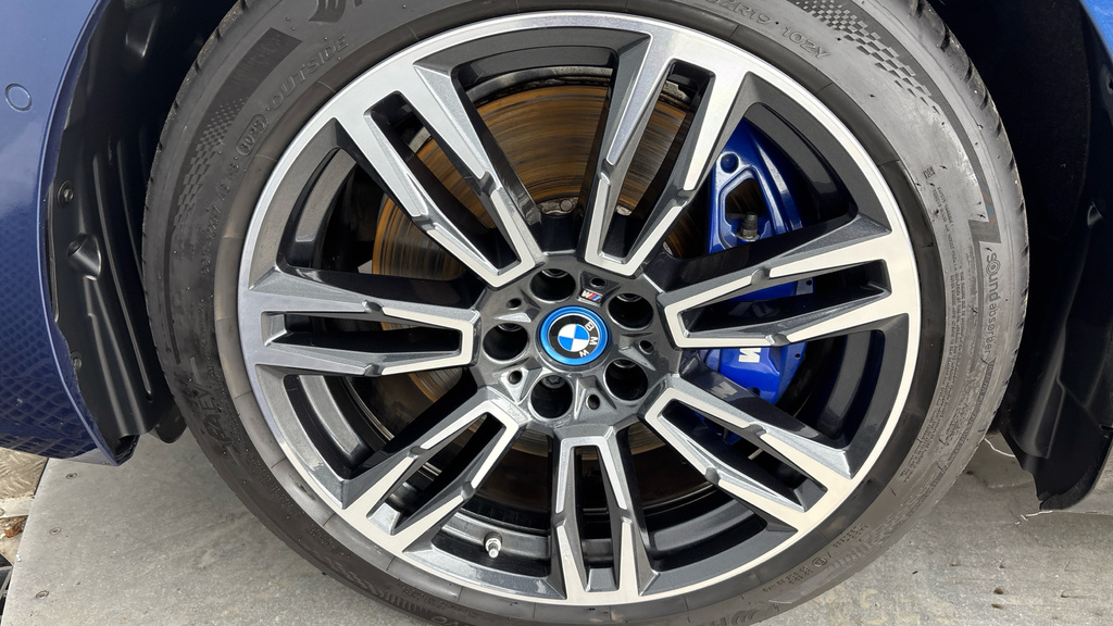 BMW i5 M60 Grey #27