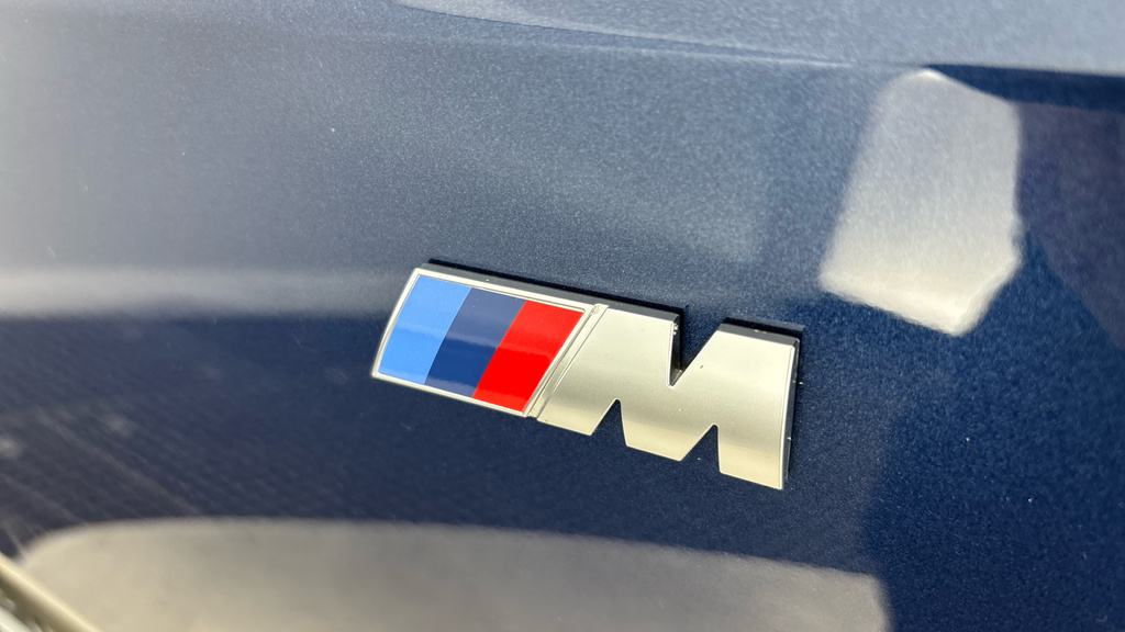 BMW i5 M60 Grey #26