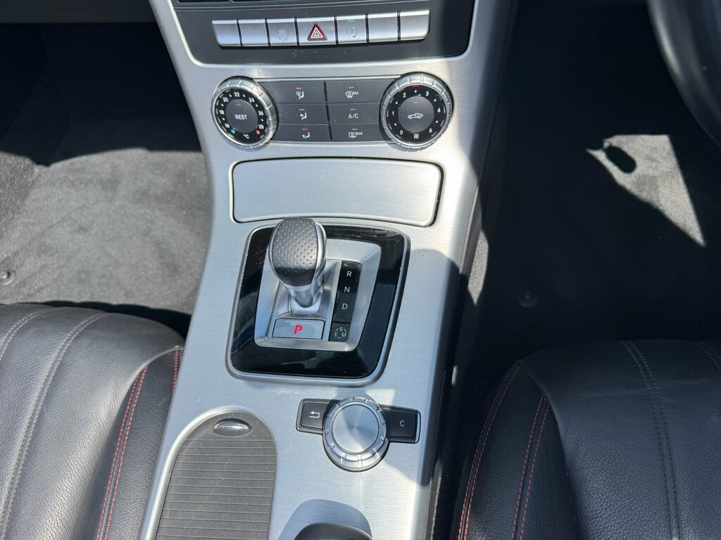 Mercedes-Benz SLK 2.1 Slk250d Amg Sport Convertible G-tro Black #4