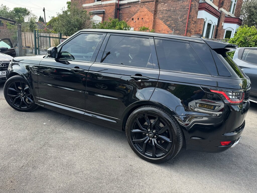 Land Rover Range Rover Sport 5.0 P575 V8 Svr Carbon Edition Suv GN21YDT Black #2