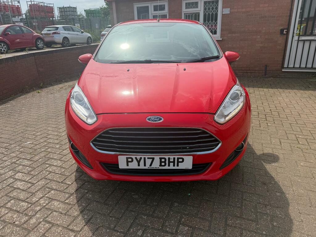 Ford Fiesta 1.0T Ecoboost Zetec Euro 6 Ss PY17BHP Red #2
