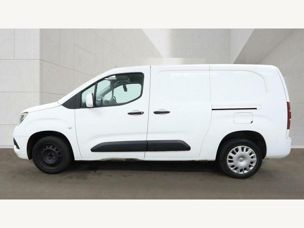Vauxhall Combo 1.5 Turbo D 2300 Sportive L2 H1 Euro 6 DP70WNC  #6