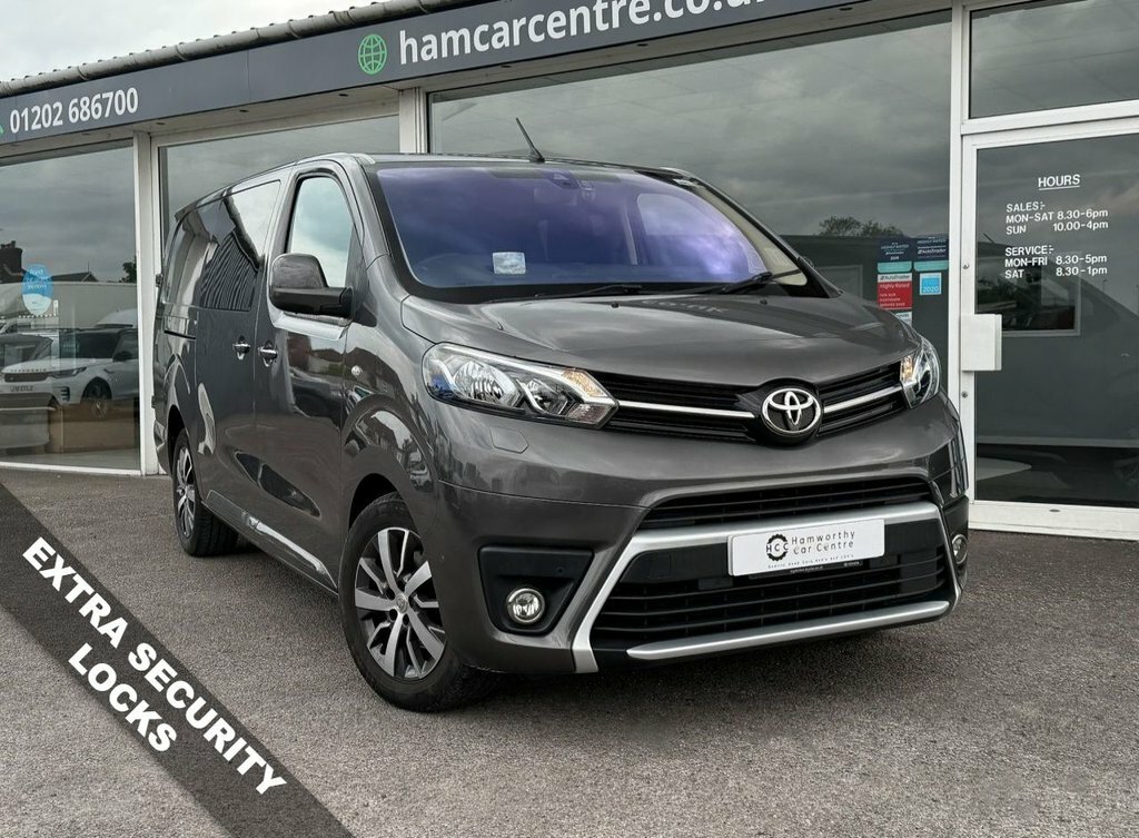Toyota PROACE 2L Design 6Dr Grey