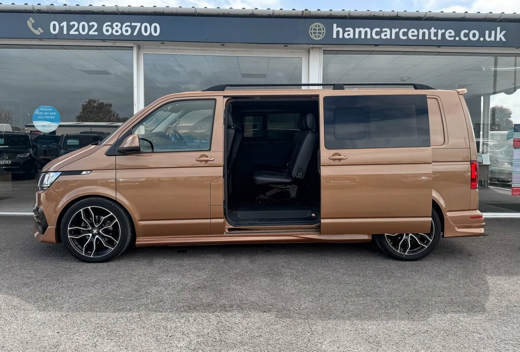 Volkswagen Transporter 2L Highline RV23VZH Brown #4