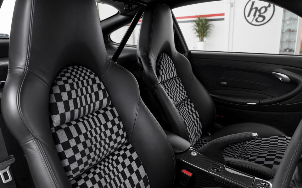 Porsche 911 Carrera 4 Cblt Silver #18