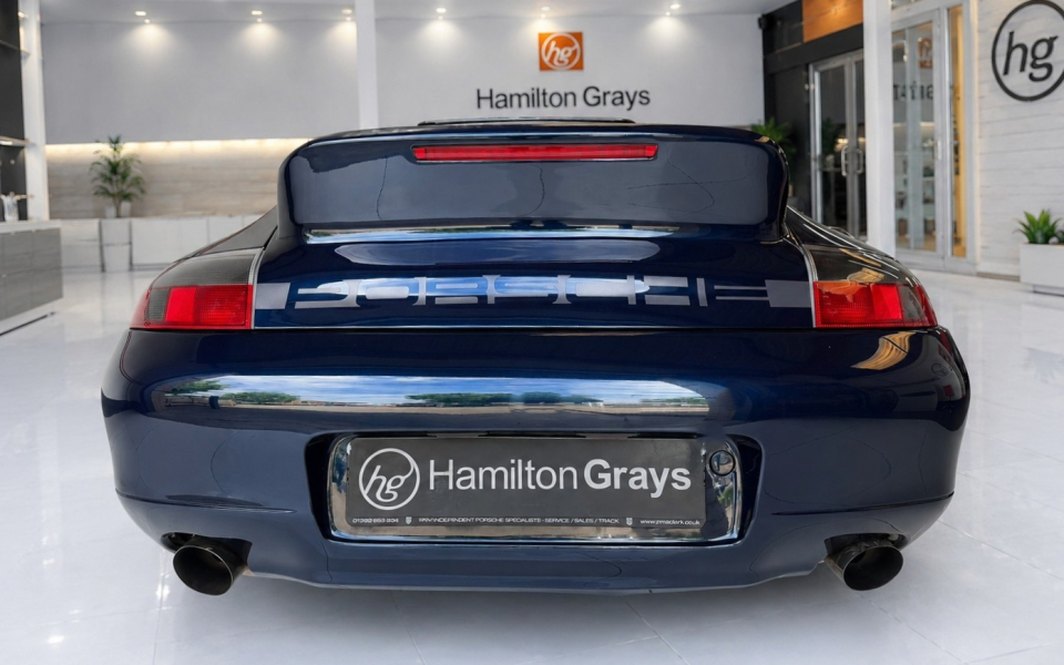 Porsche 911 Carrera 4 Cblt Silver #8