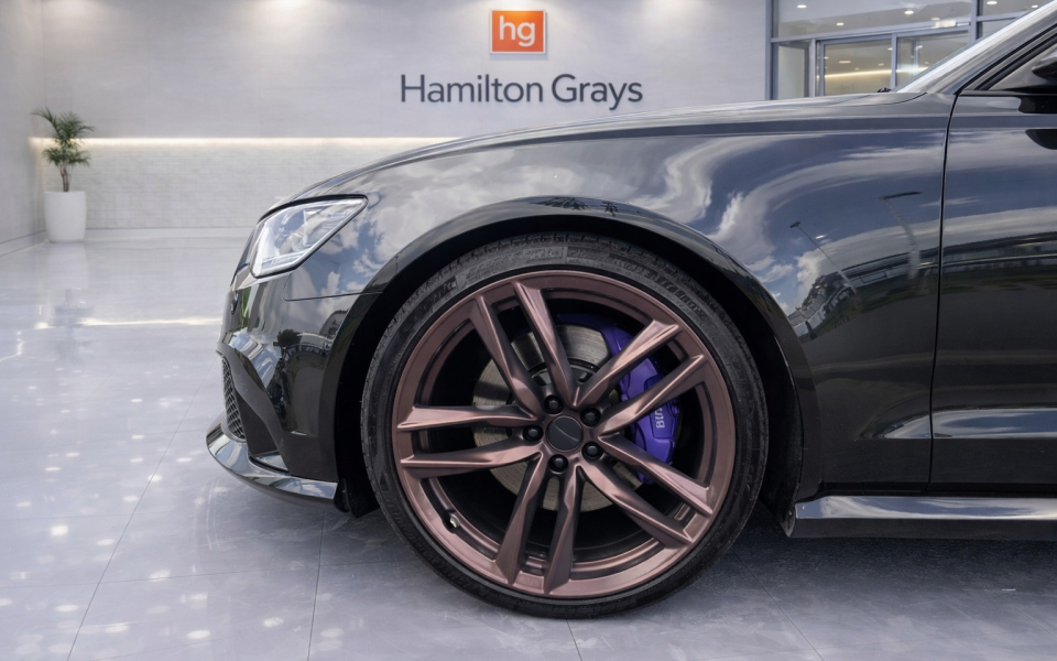 Audi RS6 Avant Petrol Black #6