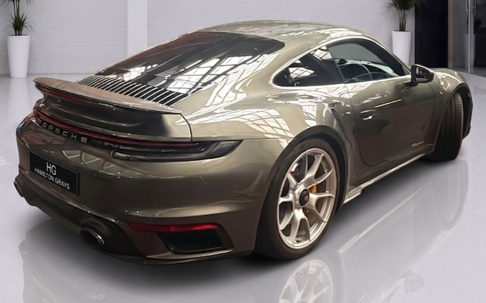 Porsche 911 Petrol Green #6
