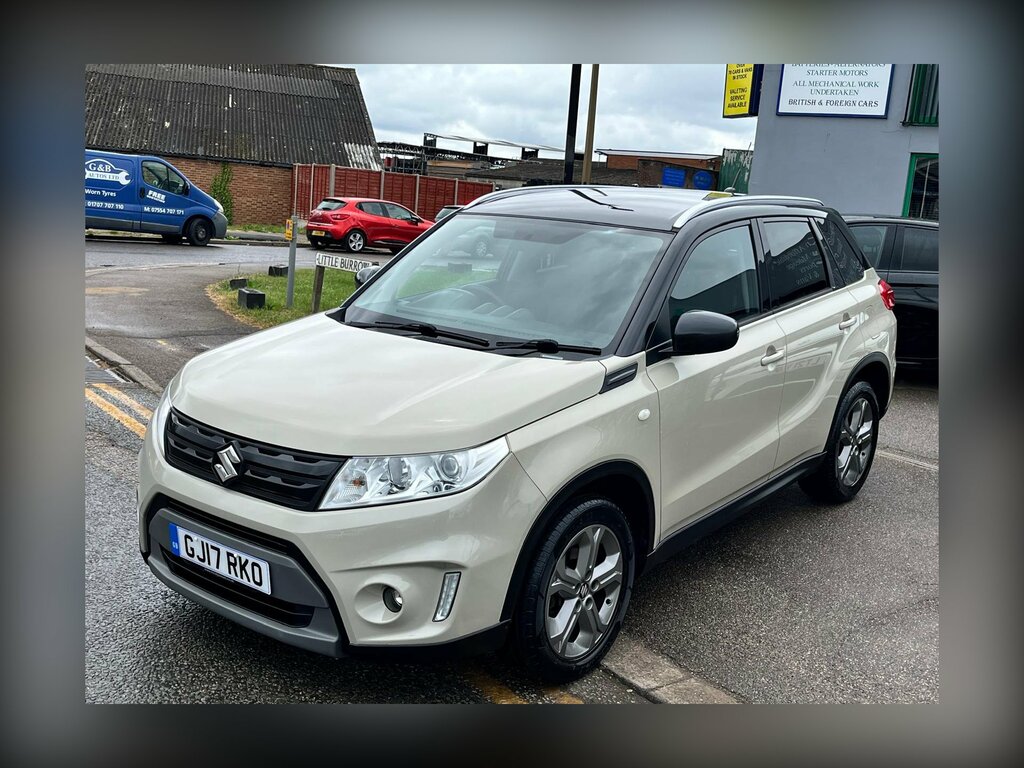 Suzuki Vitara 1.6 Sz-t Suv Euro 6 Ss 120 P GJ17RKO Beige #4