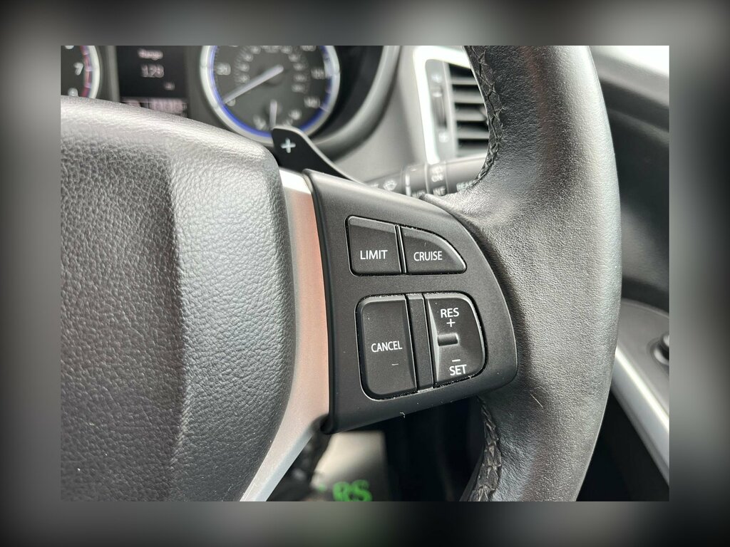 Suzuki SX4 White #16