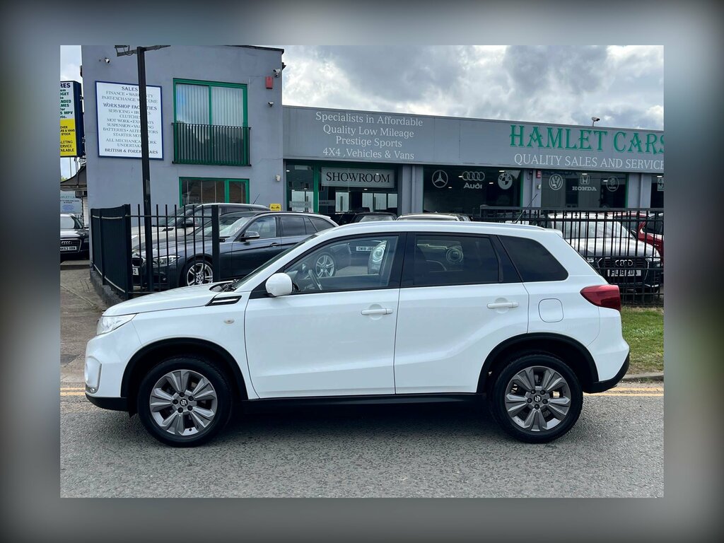 Suzuki Vitara 1.4 Boosterjet Sz-t Suv Euro 6 LO69EWT White #2