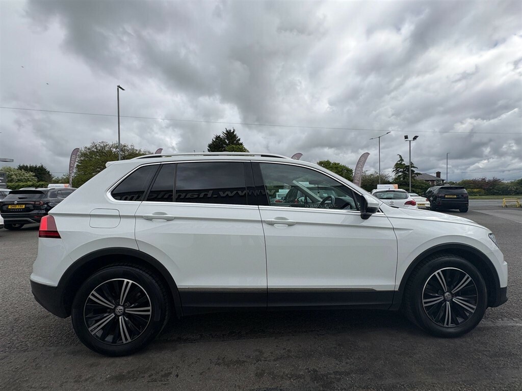 Volkswagen Tiguan 1.4 L 1.4 Tsi Se Navigation Euro 6 Ss DN18VKX White #6