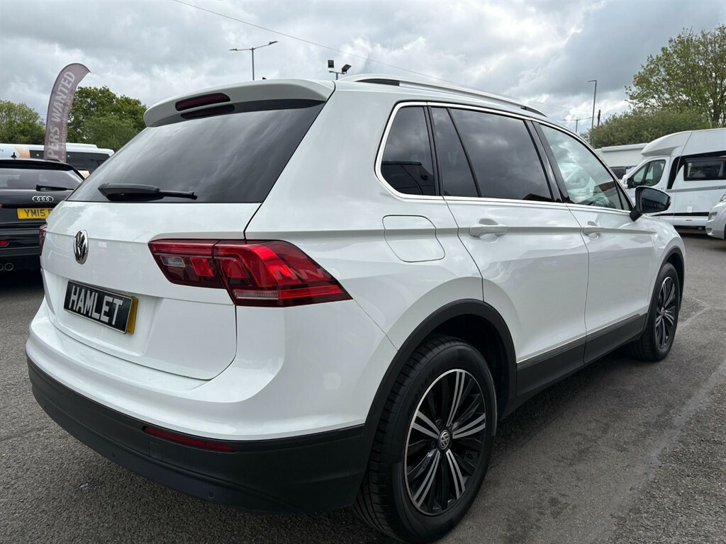 Volkswagen Tiguan 1.4 L 1.4 Tsi Se Navigation Euro 6 Ss DN18VKX White #5