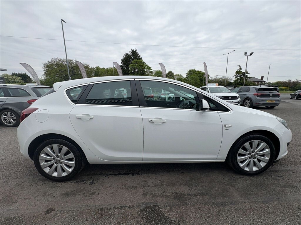 Vauxhall Astra 1.6 L 1.6I Elite Euro 6 White #6