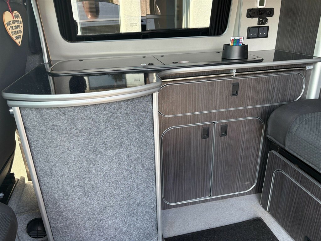 Volkswagen Campervan T6 2.0 Grey #28