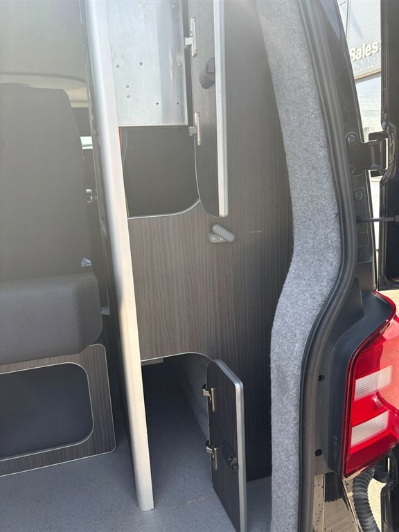 Volkswagen Campervan T6 2.0 Grey #40