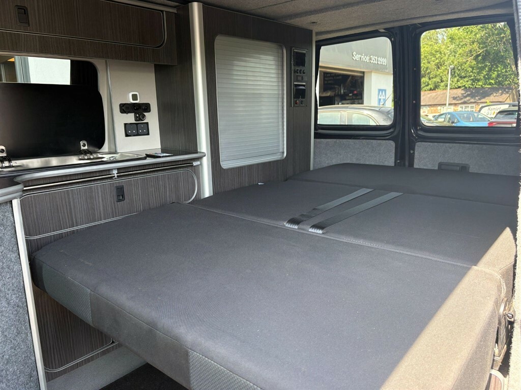 Volkswagen Campervan T6 2.0 Grey #42