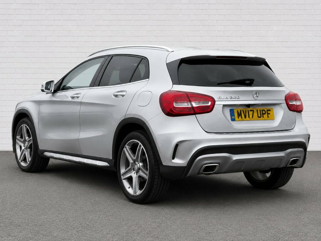 Mercedes-Benz GLA Class 1.6L Amg Line MV17UPF Silver #3