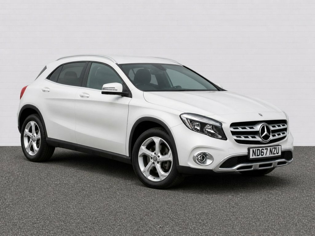 Mercedes-Benz GLA Class 1.6L Sport Silver