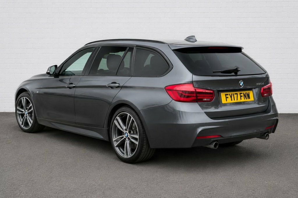 BMW 3 Series 3L M Sport FY17FNW Grey #3