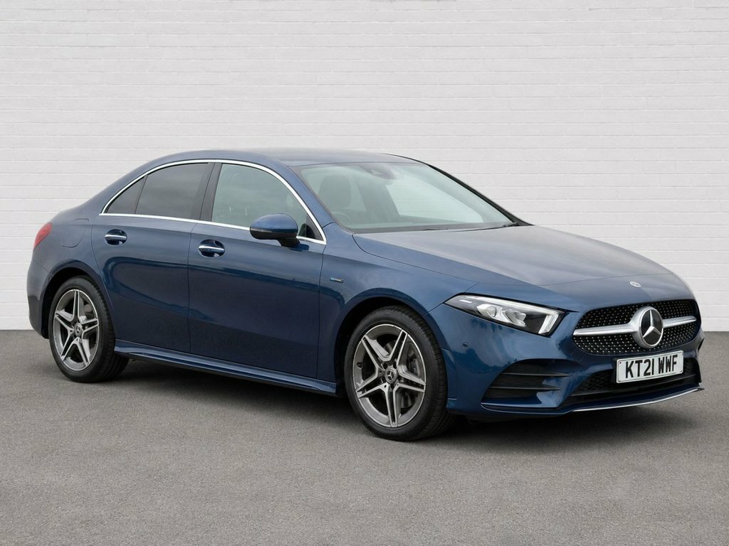 Mercedes-Benz A Class 1.3L Amg Line Blue