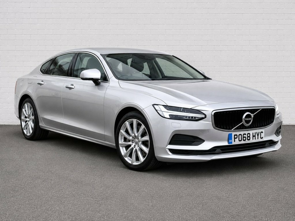 Volvo S90 2L Momentum Silver