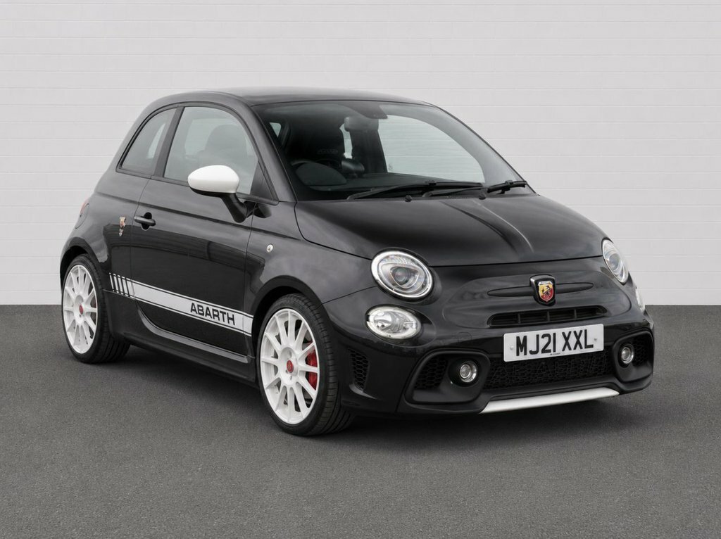 Abarth 595 1.4L Esseesse 70Th Black