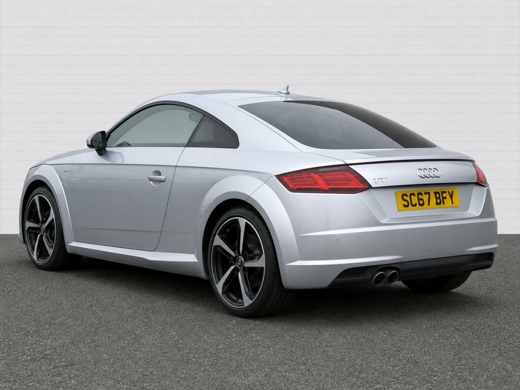 Audi TT 2L Black Edition Silver #2