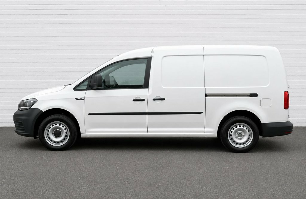 Volkswagen Caddy Maxi 2L Startline 6Dr RK19XZW White #3