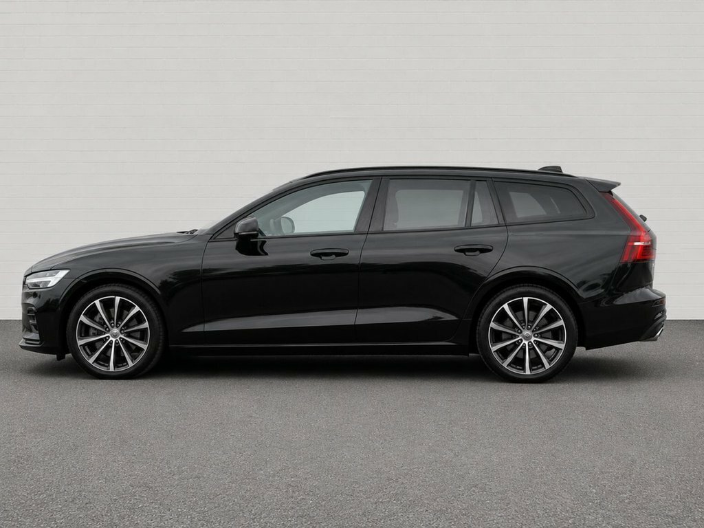 Volvo V60 2L Momentum Black #3