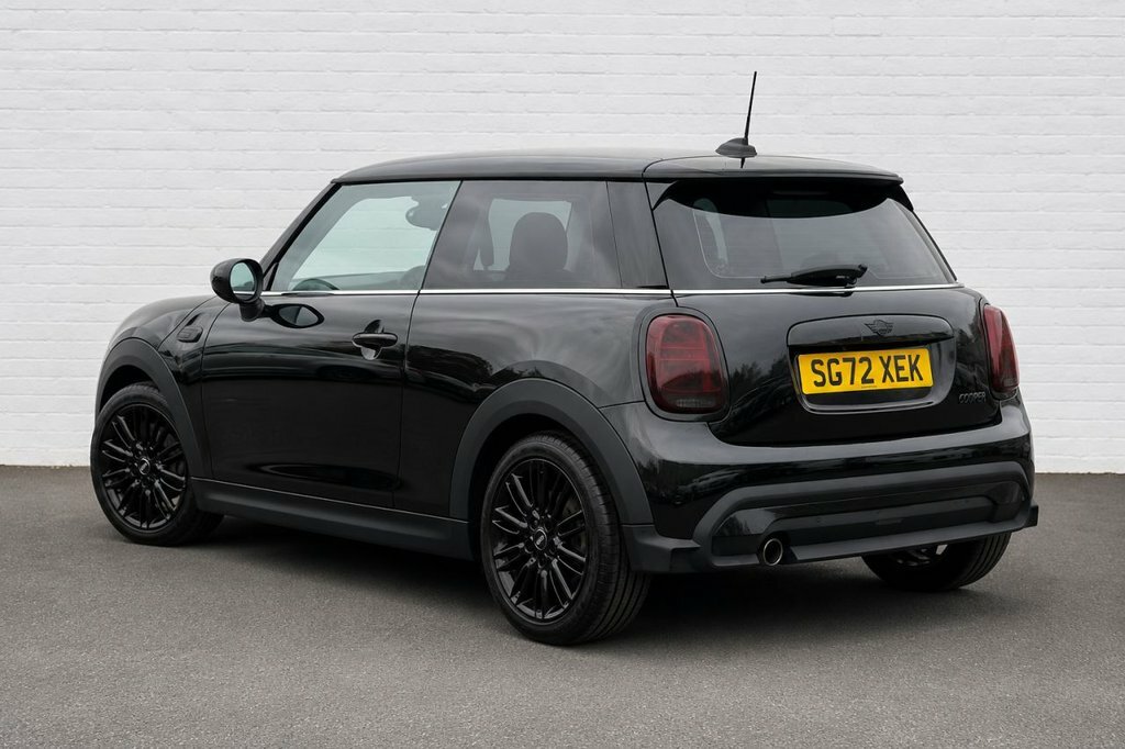 Mini Hatch 1.5L Cooper Exclusive SG72XEK Black #2
