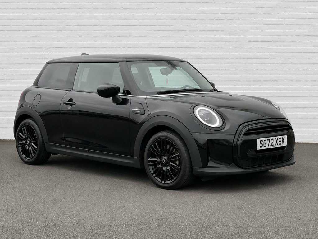 Mini Hatch 1.5L Cooper Exclusive Black