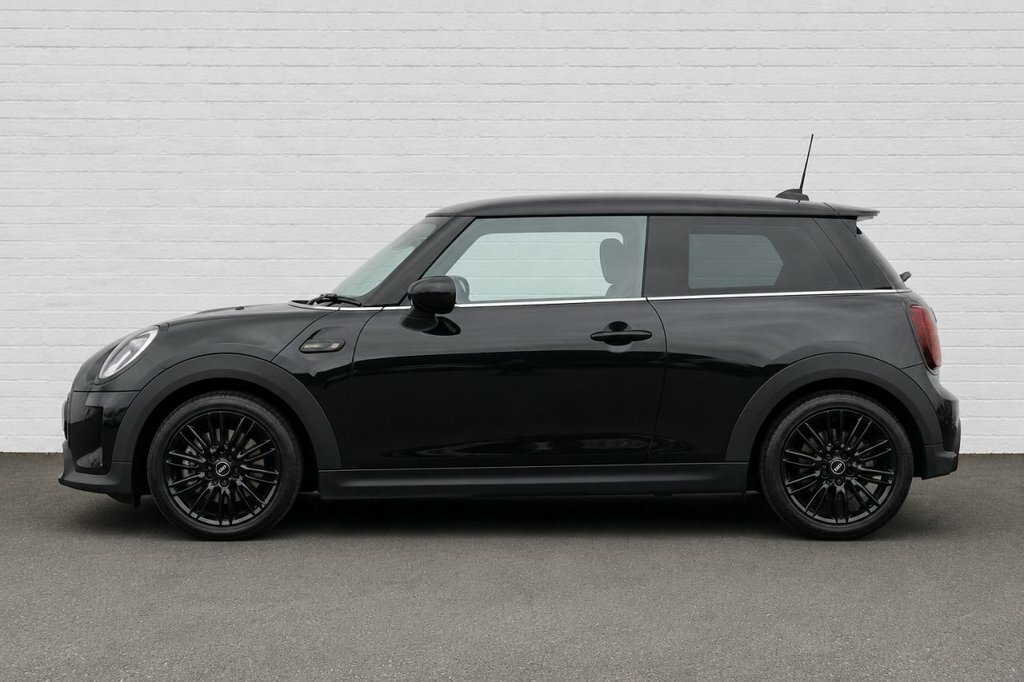 Mini Hatch 1.5L Cooper Exclusive SG72XEK Black #3