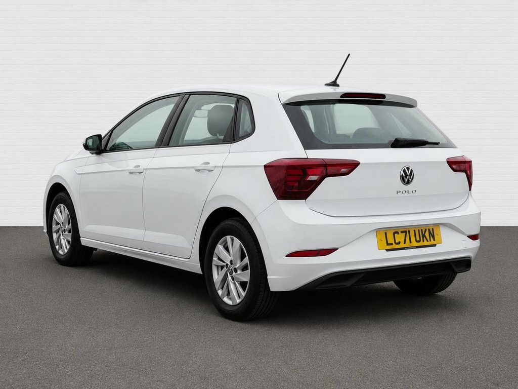 Volkswagen Polo 1L Life LC71UKN Silver #2