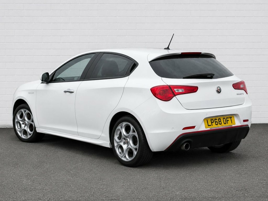 Alfa Romeo Giulietta 1.4L Sport White #2