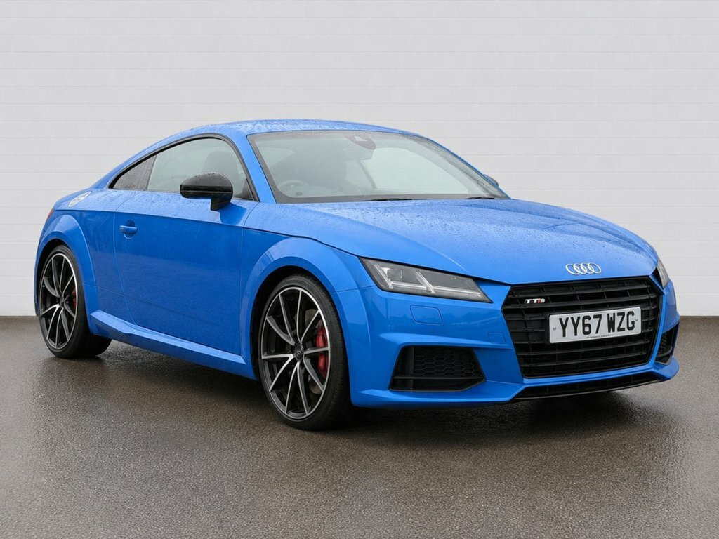 Audi TTS 2L Black Edition Blue