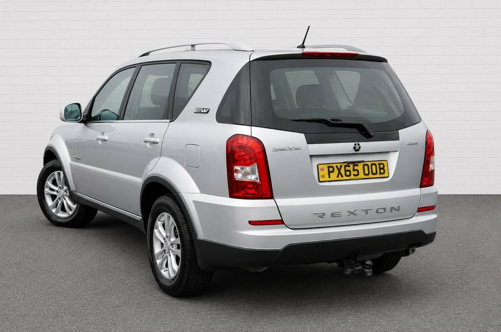 SsangYong Rexton 2L Sx PX65OOB Silver #2