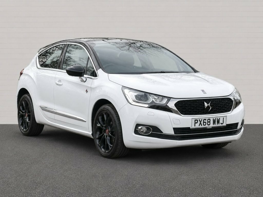 DS DS 4 1.2L Performance Line White