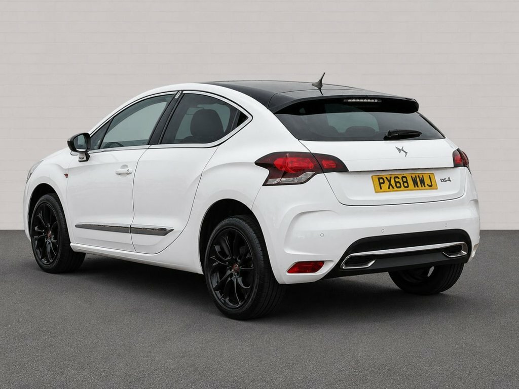 DS DS 4 1.2L Performance Line White #3