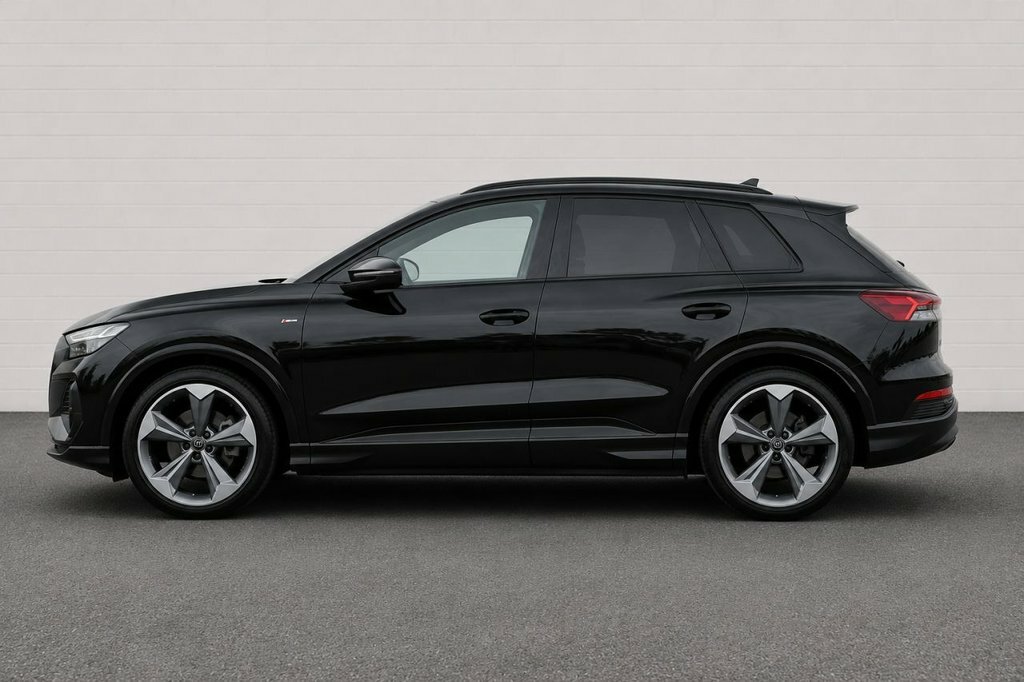 Audi Q4 E Tron Suv MM73OYU Black #2
