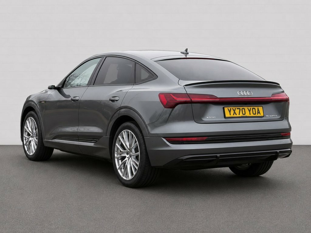 Audi E-tron E-tron Sportback 55 Launch Edition Quattro YX70YOA Grey #2