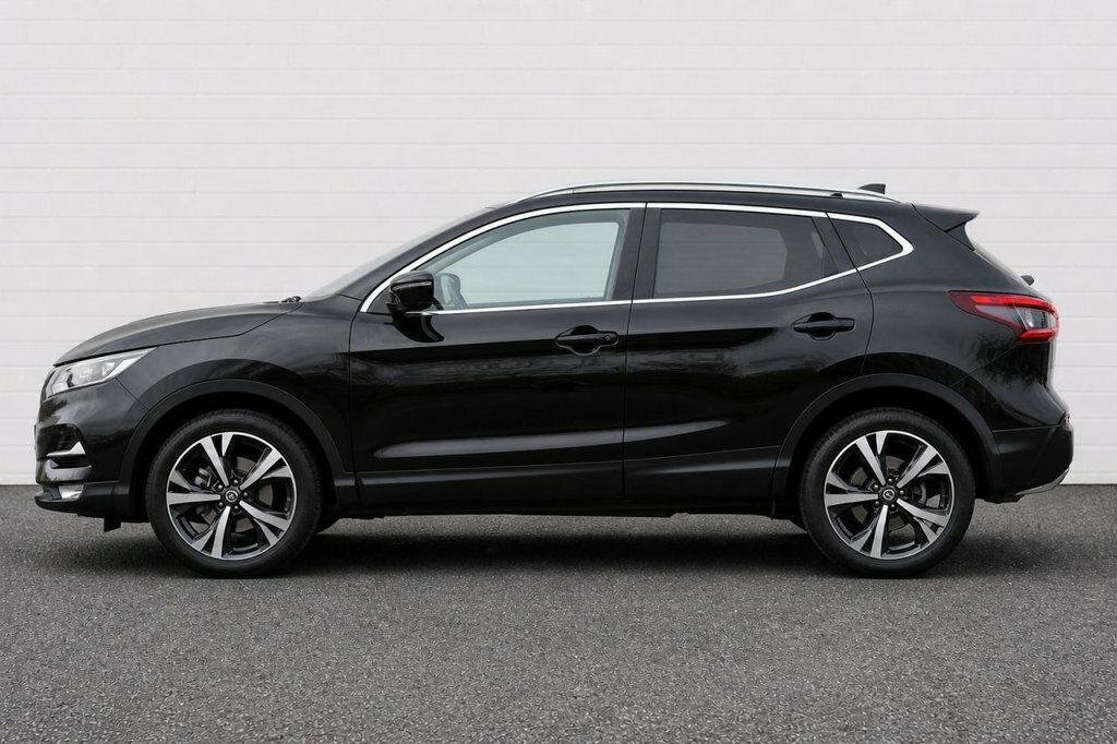 Nissan Qashqai 1.3L Tekna VO20WPL Black #3